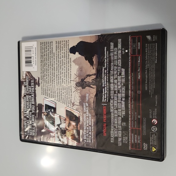 District 9 DVD - Picture 2 of 5
